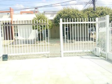 CASA EN VENTA BARRIO LA CASTELLANA |5074
