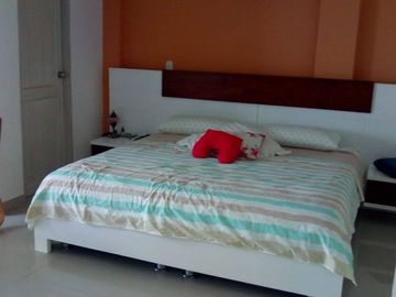 CASA EN VENTA BARRIO LA CASTELLANA |5074