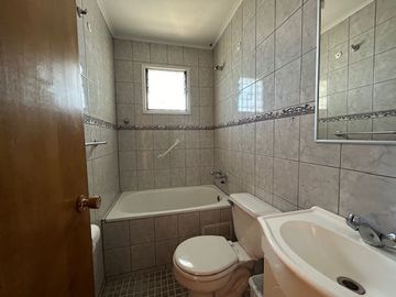 Sitio en Venta en Parcela en condominio Rocas de San Andrés sector 2, con amplia casa, quincho y piscina. Ruta 5 norte, KM 210, Totoralillo. (Borde Co