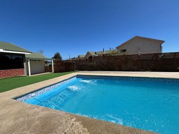 Sitio en Venta en Parcela en condominio Rocas de San Andrés sector 2, con amplia casa, quincho y piscina. Ruta 5 norte, KM 210, Totoralillo. (Borde Co