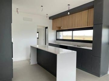 Casa en Vistas, Puertos del Lago