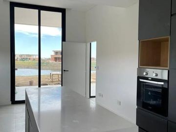 Casa en Vistas, Puertos del Lago