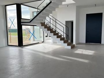 Casa en Vistas, Puertos del Lago
