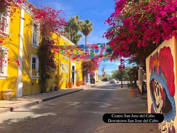 Condo cuenta con lock-off de 2 recámaras, en San Jose Del Cabo, Baja California