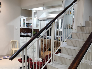 rumah pakuwon city  Malibu palmbeach dkt san antonio dan imperial beach