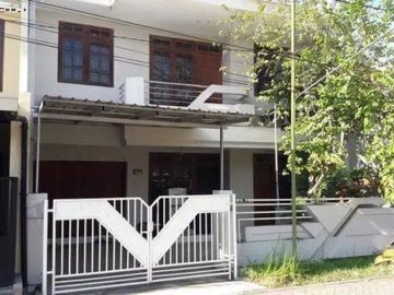 Rumah Manyar Jaya STRATEGIS, FURNISH, ONE GATE SYSTEM