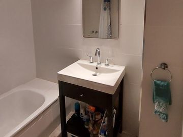 DEPARTAMENTO EN VENTA - 3 AMB - 2 DORM - BALCON TERRAZA - PARRILLA - 2 COCHERAS - SAN ISIDRO