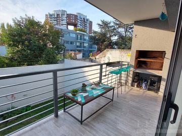 DEPARTAMENTO EN VENTA - 3 AMB - 2 DORM - BALCON TERRAZA - PARRILLA - 2 COCHERAS - SAN ISIDRO