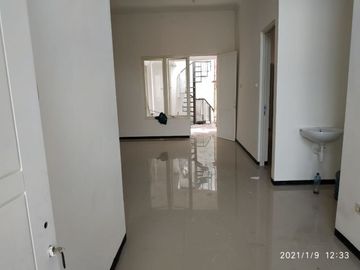 Rumah Baru Pondok Candra Chandra Tjandra Rungkut Sidoarjo