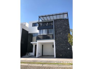 CASA EN VENTA LOMAS DE ANGELOPOLIS PARQUE CASTELLANA PUEBLA