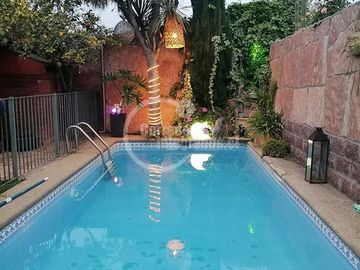 Casa en arriendo de 4 dorm. en La Florida