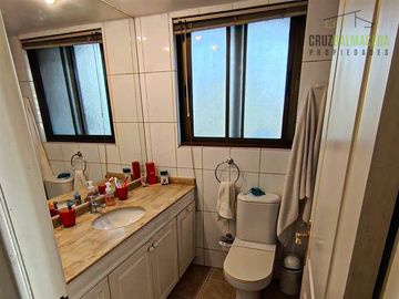 Departamento en venta de 3 dorm. en Las Condes