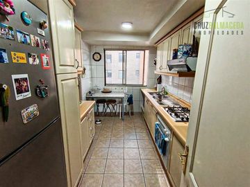 Departamento en venta de 3 dorm. en Las Condes