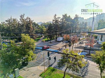 Departamento en venta de 3 dorm. en Las Condes