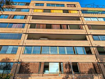 Departamento en venta de 3 dorm. en Las Condes