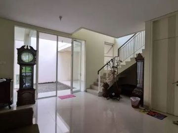 Dijual Rumah East Coast Park, Surabaya Timur