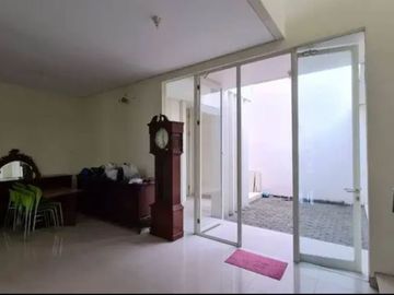 Dijual Rumah East Coast Park, Surabaya Timur