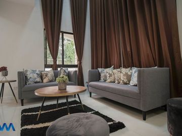 Ponticelli Hills House for Sale