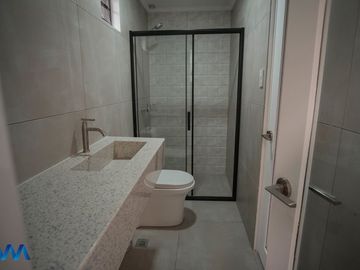 Ponticelli Hills House for Sale