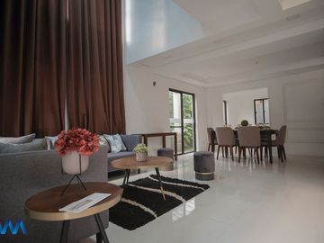 Ponticelli Hills House for Sale
