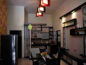 6 Bedroom House for sale