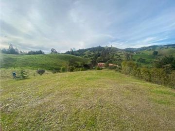 CASA FINCA PARA LA VENTA EN SAN PEDRO DE LOS MILAGROS