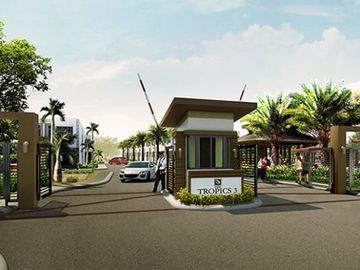3BR 3T&B 1CG H&L in Cainta near Marcos Hiway