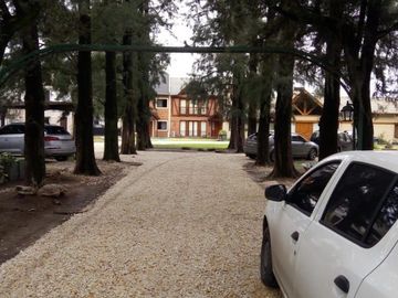 Venta de Chalet 4 AMBIENTES en Ituzaingo