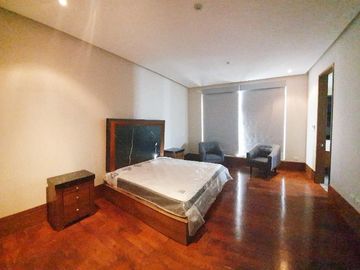RESIDENCIA EN VENTA COL. DEL VALLE, SAN PEDRO GARZA GARCÍA