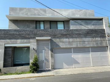 RESIDENCIA EN VENTA COL. DEL VALLE, SAN PEDRO GARZA GARCÍA