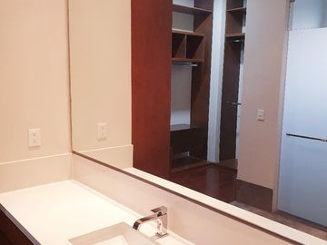 RESIDENCIA EN VENTA COL. DEL VALLE, SAN PEDRO GARZA GARCÍA