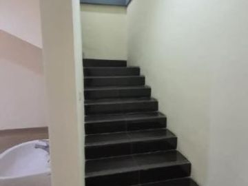 Ruko Ngagel Jaya Utara STRATEGIS