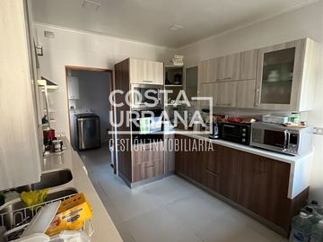 Gran casa en Jardín Del Mar