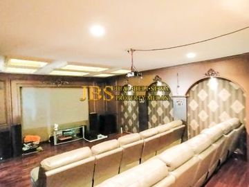 Jual Villa D'Palace Siap Huni ( MUSTANG - POLONIA) Model Clasic