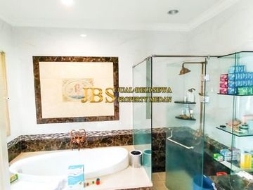 Jual Villa D'Palace Siap Huni ( MUSTANG - POLONIA) Model Clasic