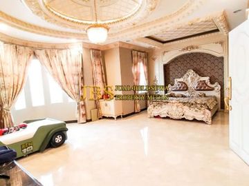 Jual Villa D'Palace Siap Huni ( MUSTANG - POLONIA) Model Clasic