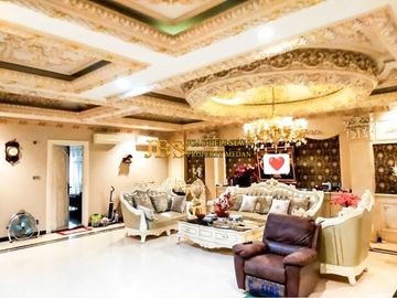 Jual Villa D'Palace Siap Huni ( MUSTANG - POLONIA) Model Clasic