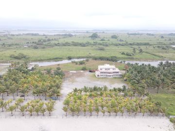 Casa en Venta Cojimíes frente al mar