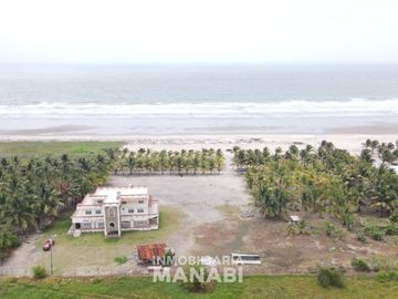 Casa en Venta Cojimíes frente al mar