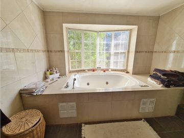 CURAUMA / JARDINES DEL LAGO / CASA EXCLUSIVA 5D 4B 4E