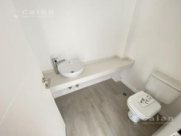 Casa A Estrenar en barrio El Trebol, Haras Santa María