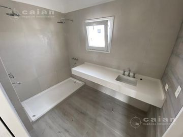 Casa A Estrenar en barrio El Trebol, Haras Santa María