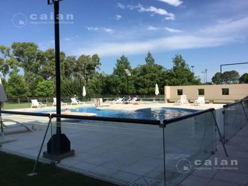Casa A Estrenar en barrio El Trebol, Haras Santa María