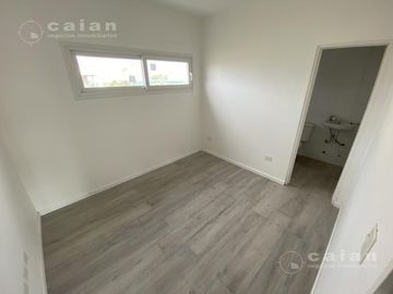 Casa A Estrenar en barrio El Trebol, Haras Santa María