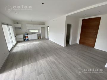 Casa A Estrenar en barrio El Trebol, Haras Santa María