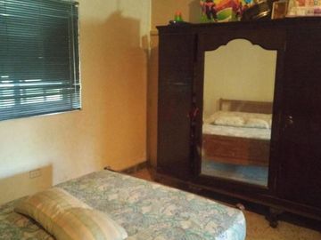 CASA QUINTA 4 AMB. SOBRE 2 LOTES DE 5000M2 CADA UNO