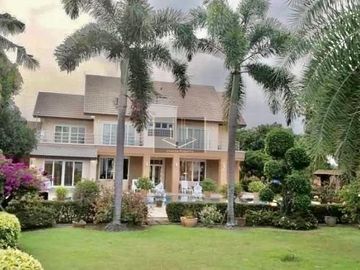 Pool villa for sale close beach Naklua
