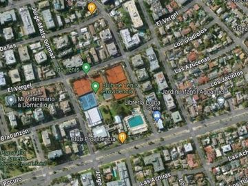 Casa y Terreno 760 m2 a Pasos del Club de Tenis de Providencia
