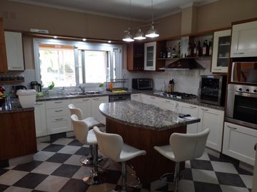 Venta de casa 6 ambientes Barrio Privado el Buen Retiro