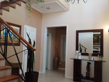 Venta de casa 6 ambientes Barrio Privado el Buen Retiro